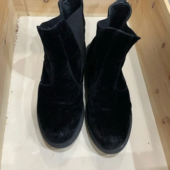 Dr. Martens Flora Chelsea Velvet Boots